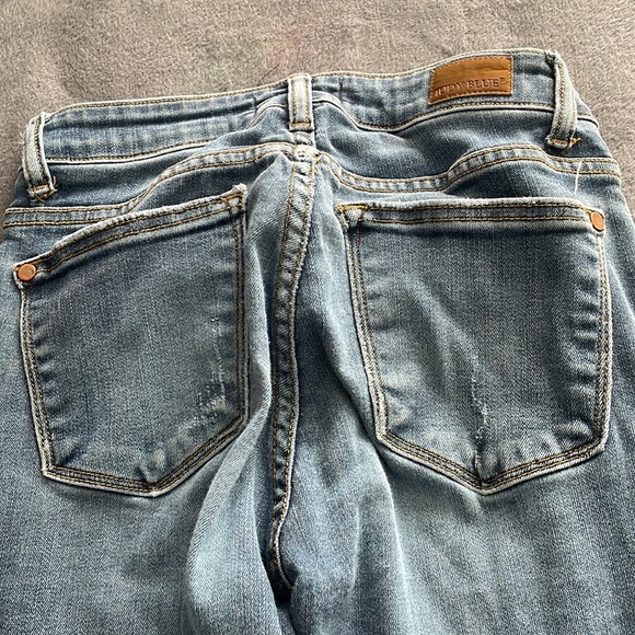 Judy Blue jeans - Picture 3 of 5